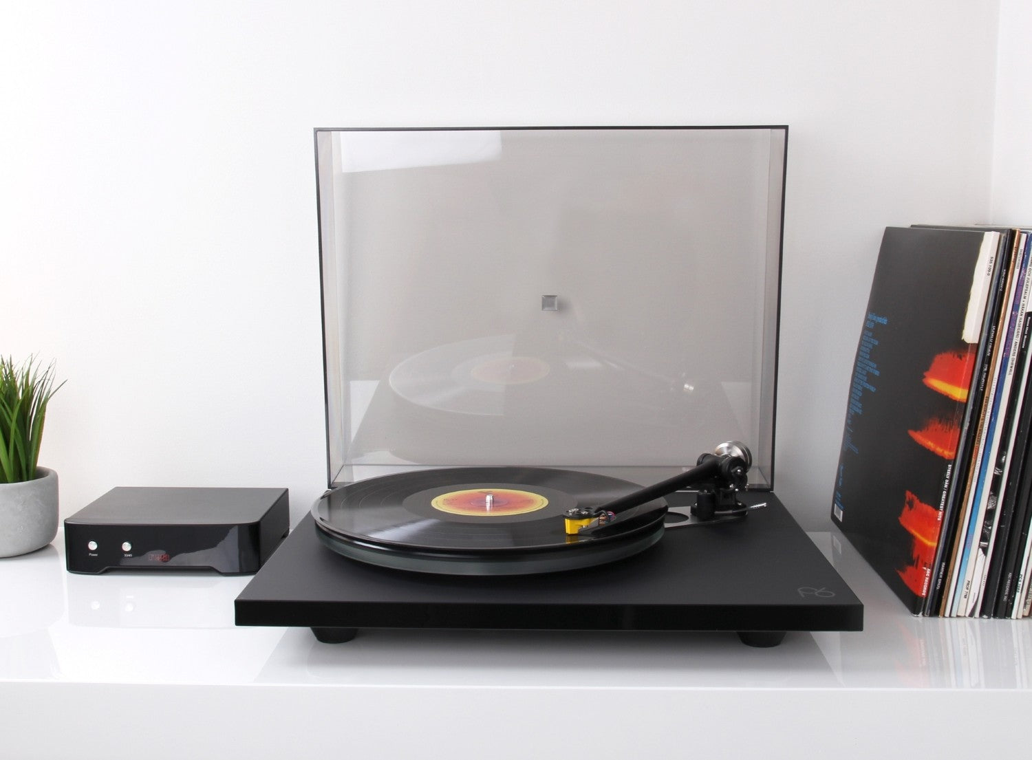 Vinyl’s not just back — it’s booming! How to make the most of it.