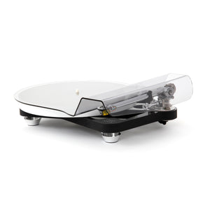 Rega - Naia - Reference Turntable