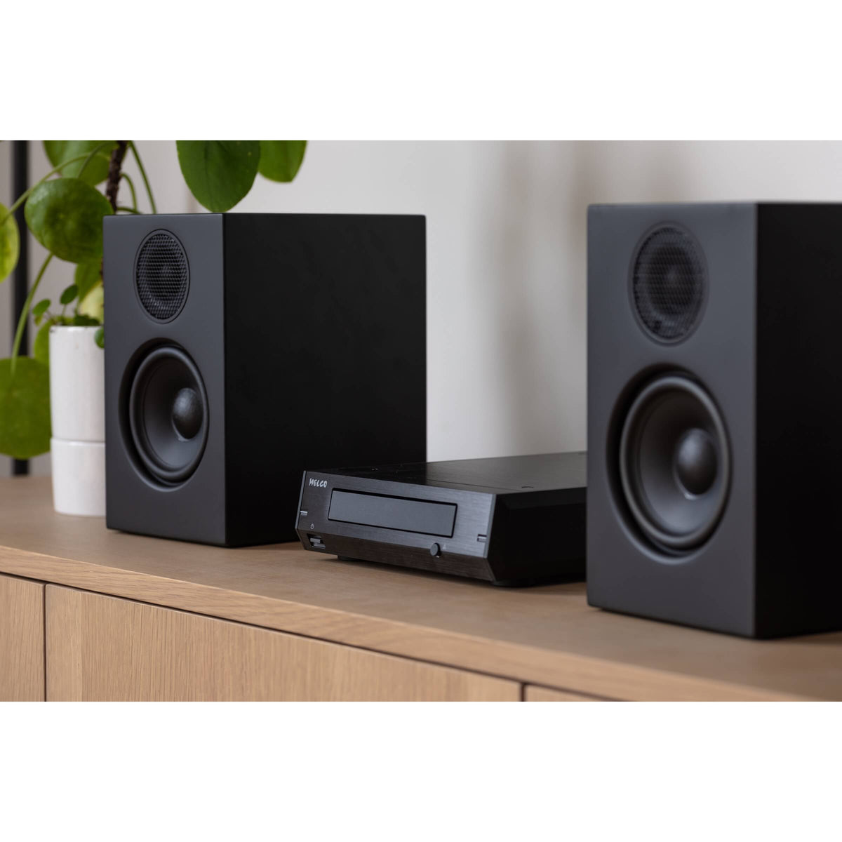 Melco - D100 - USB Optical Disc Drive - WELLINGTON STORE