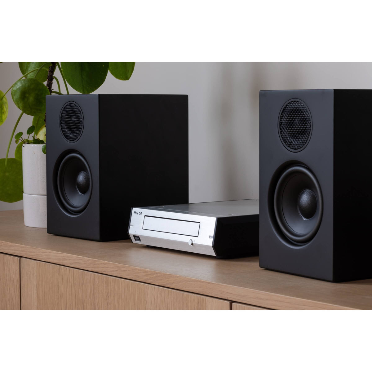 Melco - D100 - USB Optical Disc Drive - WELLINGTON STORE